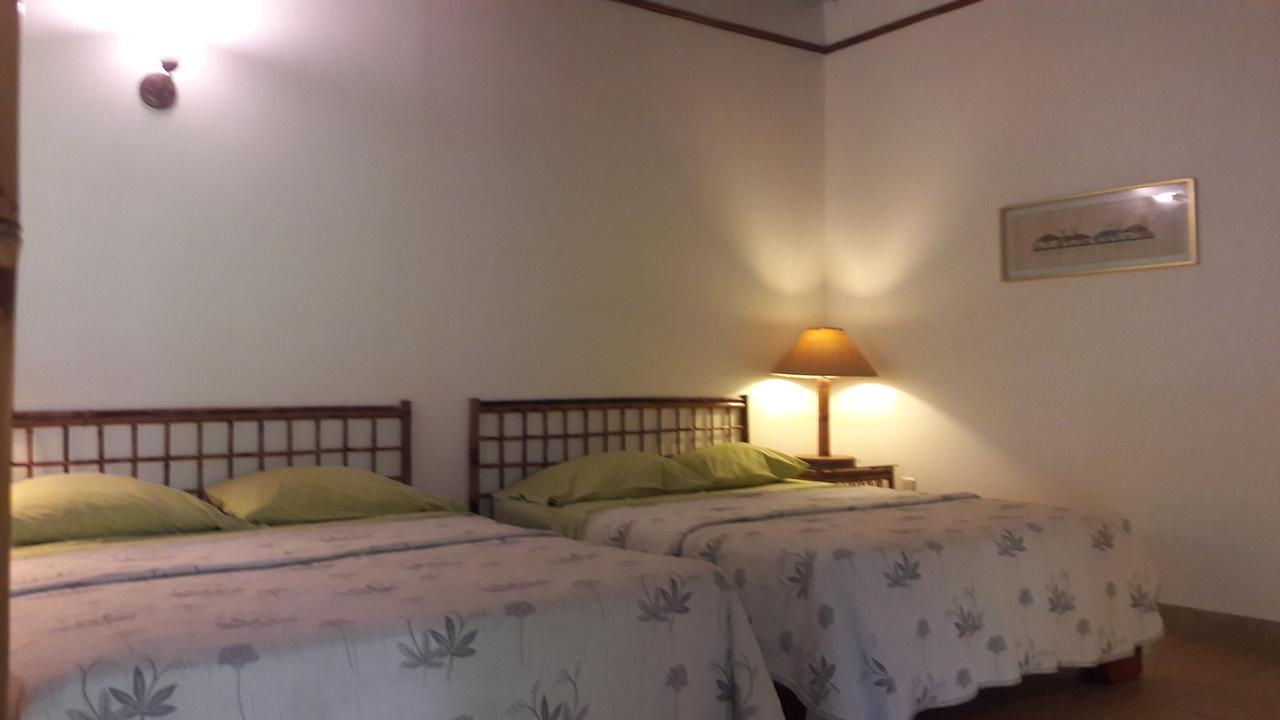 Playa Negra Guesthouse Cahuita Esterno foto
